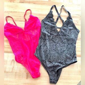 (2) Aerie Elegant Pink/Gray Lace Bodysuit, Sz S